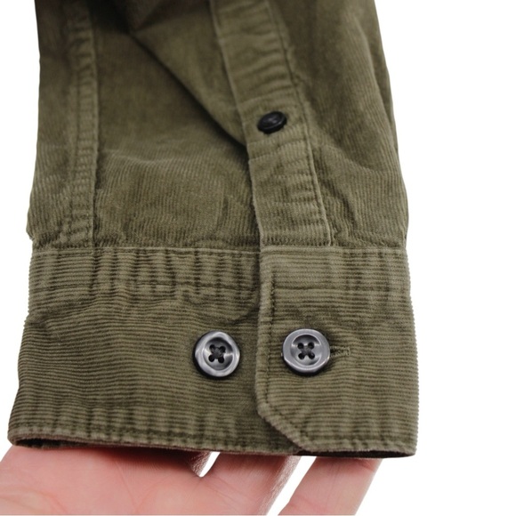 Express Green Long Sleeve Corduroy Buttonup Chic Capsule Outdoors Size M - Picture 5 of 10